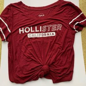 hollister california graphic tee small